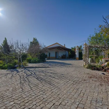 Prestige For - Moradia Com Piscina, Jardim E Estacionamento Paderne /albufeira * Albufeira